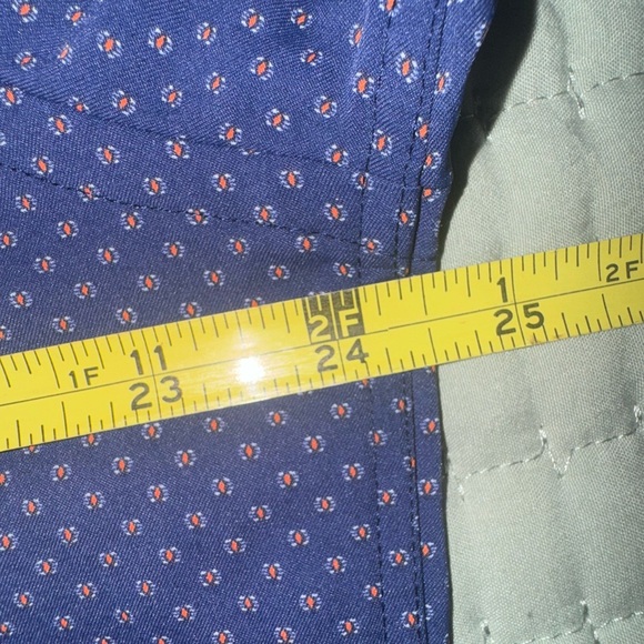 Bugatchi men's button down shirt. Blue with dotted design. NO SIZE TAG EUC - Picture 4 of 11